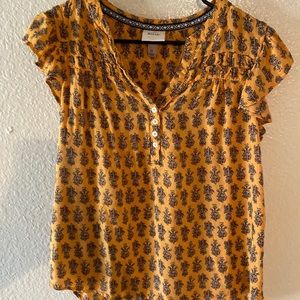 SOLD Knox Rose size M orang-yellow w/print &butterfly cap sleeves, small hole